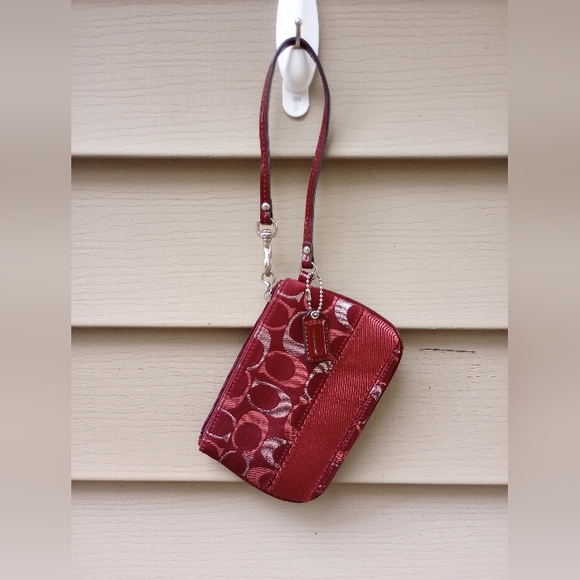 Coach wristlet - Picture 1 of 4